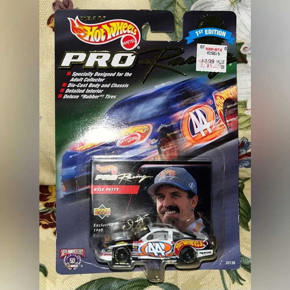 NIB! Hot Wheels Pro Racing 1st Edition #44 Kyle Petty Hot Wheels 1998